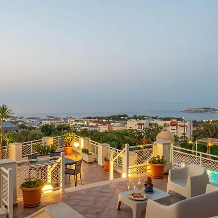 Villa Seragio - With Private Swimming Pool *