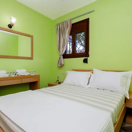 Seragio - With Private Swimming Pool * Atsipopoulo