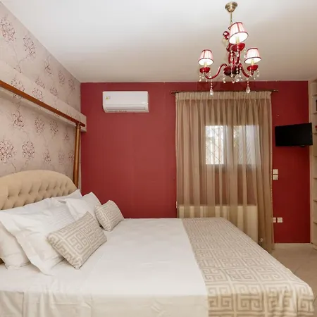 Seragio - With Private Swimming Pool