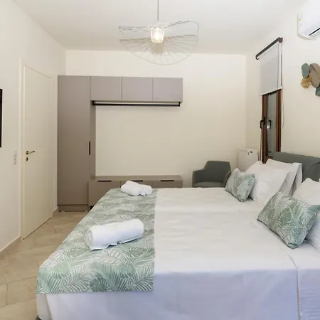 Seragio - With Private Swimming Pool Villa *