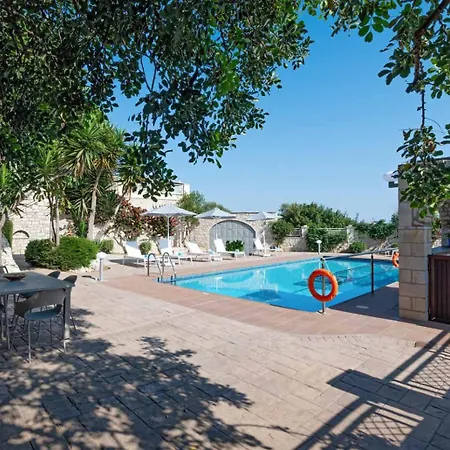 Villa Seragio - With Private Swimming Pool *